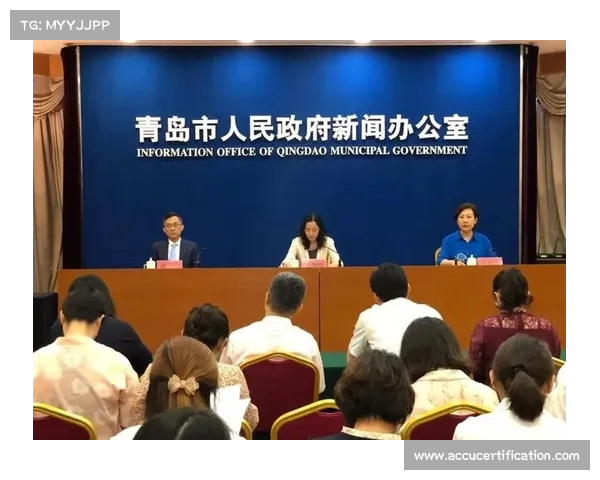 2025年足球转会市场分析报告发布会 聚焦全球球员交易趋势与未来动向 2025年足球转会市场分析报告发布会 聚焦全球球员交易趋势与未来动向